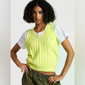 VICTORIA SECERT PINK KNIT SWEATER VEST - GREEN SIZE XL & XXL (NEW WITH TAGS) A16